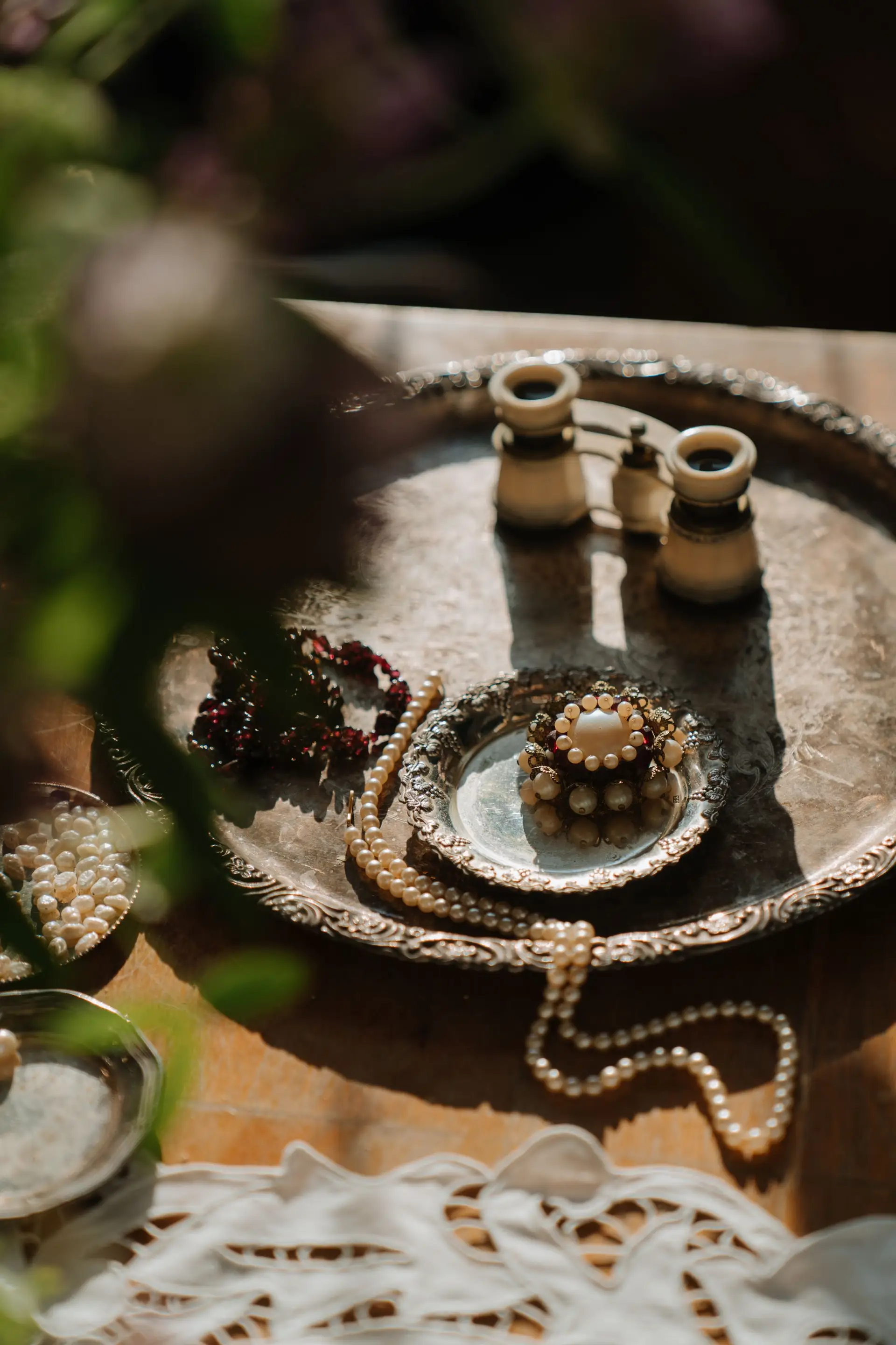 Bridal pearl accessories